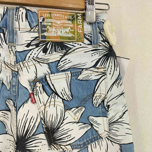 リーバイス Levis FARM RIBCAGE SHORT FLOWER BURST デニムショートパンツ レディース 25