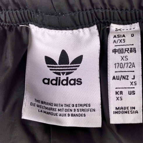 アディダス adidas プレミアム エッセンシャルズ キルトパンツ メンズ JPN:XS