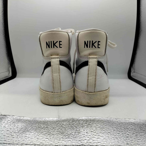 ナイキ NIKE WMNS BLAZER MID 77 ブレーザー ミッド カットスニーカー メンズ JPN:26