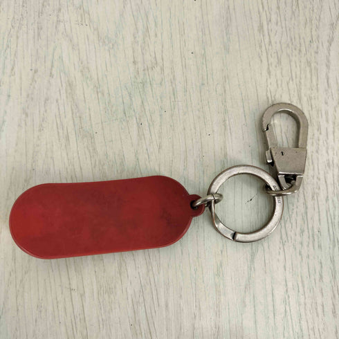 グッチ GUCCI ロゴ ラバー キーホルダー メンズ