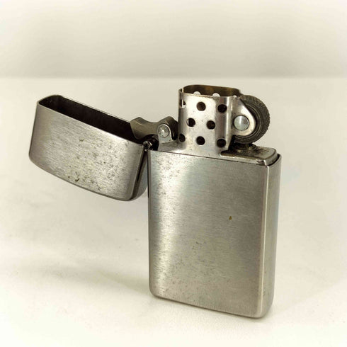 ジッポ ZIPPO USA製 オイルライター 20年 5月製 メンズ