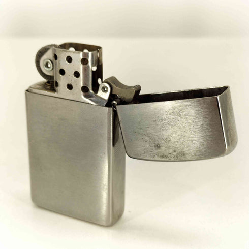 ジッポ ZIPPO USA製 オイルライター 20年 5月製 メンズ