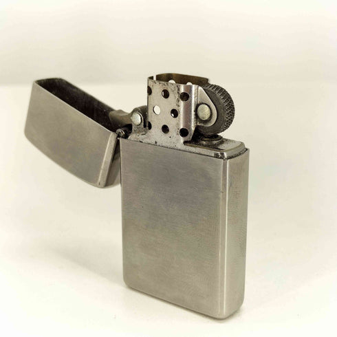 ジッポ ZIPPO USA製 オイルライター 22年 1月製 メンズ