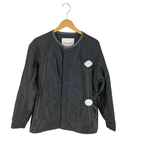 ホワイトマウンテニアリング WHITE MOUNTAINEERING GORE-TEX INFINIUM PRIMALOFT パッドキルトノーカラージャケット メンズ 2