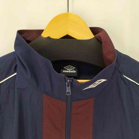 アンブロ UMBRO 別注 ロゴエンブロイダリー ナイロン トラックジャケット メンズ import:XL