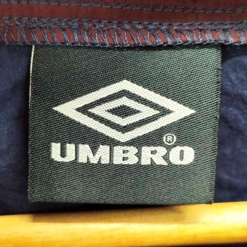 アンブロ UMBRO 別注 ロゴエンブロイダリー ナイロン トラックジャケット メンズ import:XL