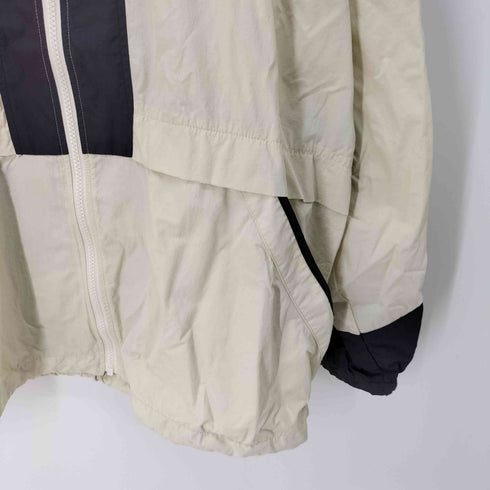 アンブロ UMBRO 別注 ロゴエンブロイダリー ナイロン トラックジャケット メンズ import:XL