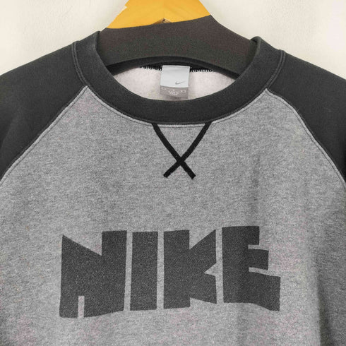 ナイキ NIKE 00S ゴツナイキ フロントプリント クルーネックラグランスウェット メンズ import:L