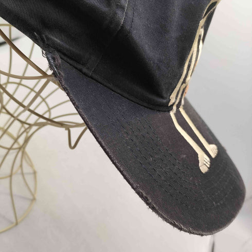 アディダス adidas ヒューマンモチーフ ロゴ刺繍 6パネル ジェットキャップ メンズ