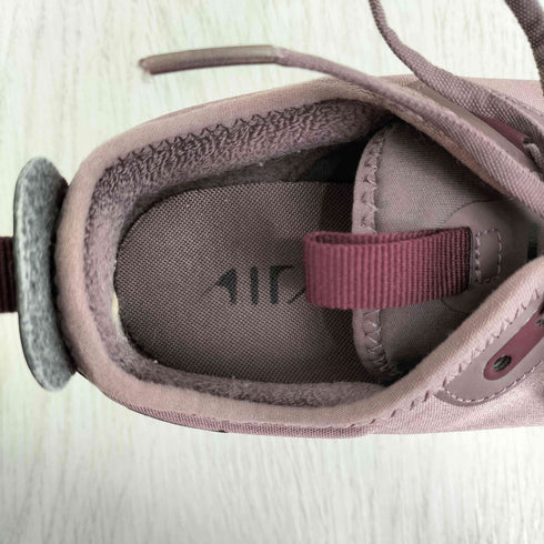 ナイキ NIKE AIR MAX DIA ローカットスニーカー レディース JPN:24