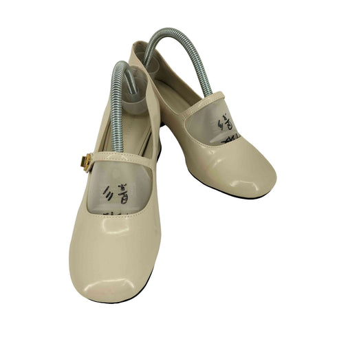 チャールズアンドキース CHARLES&KEITH メタリックバックル ヒールパンプス レディース JPN:36