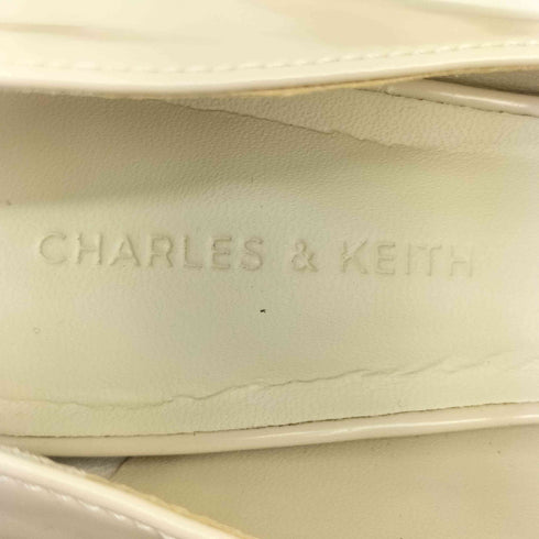 チャールズアンドキース CHARLES&KEITH メタリックバックル ヒールパンプス レディース JPN:36