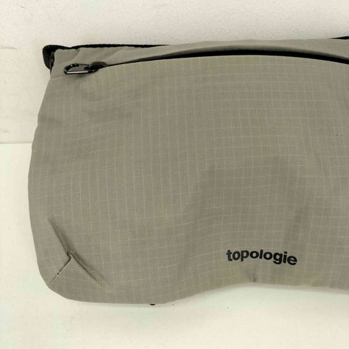 トポロジー Topologie フラットサコッシュ メンズ