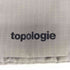 トポロジー Topologie フラットサコッシュ メンズ