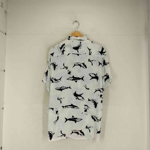 エクストララージ XLARGE 鯨 総柄 レーヨンオープンカラーシャツ メンズ JPN:XL