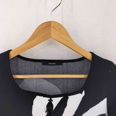 エモダ EMODA フロントレースフィットニット レディース FREE