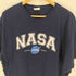 デルタプロウェイト DELTA PRO WEIGHT アメリカ航空宇宙局 企業ロゴ プリント S/S クルーネック Tシャツ メンズ import:L