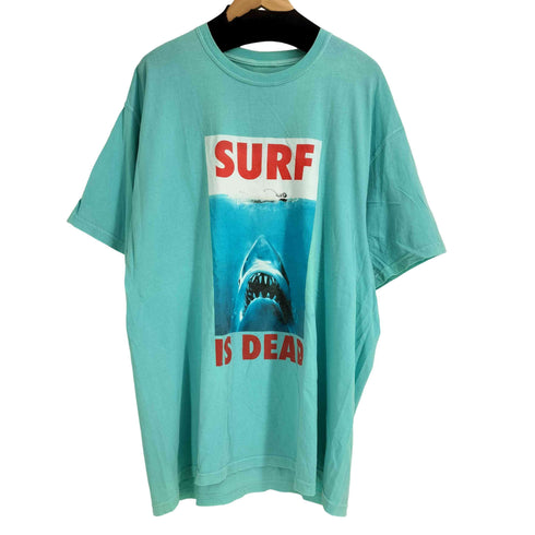 SURF IS DEAD フロントプリント S/S Tシャツ メンズ