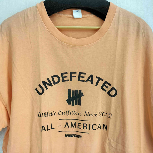アンディフィーテッド UNDEFEATED フロントプリント S/S Tシャツ メンズ import:XL