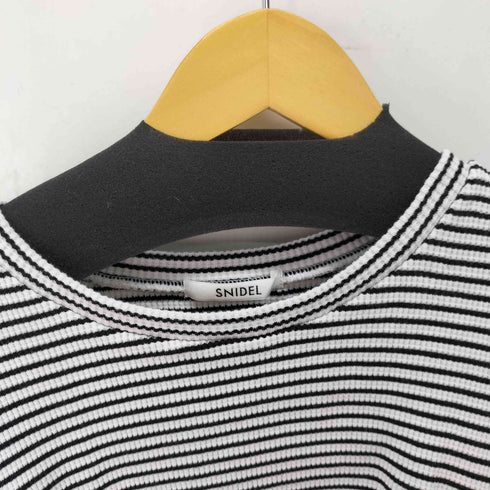 スナイデル snidel ワッフルボリュームスリーブトップス レディース ONE SIZE