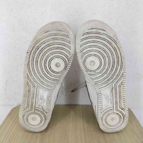 ナイキ NIKE AIR FORCE 1 ‘07 LV8 メンズ 26