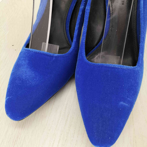 チャールズアンドキース CHARLES&KEITH スクエアヒールベロアパンプス レディース 37