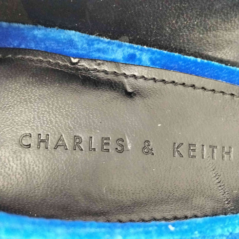 チャールズアンドキース CHARLES&KEITH スクエアヒールベロアパンプス レディース 37