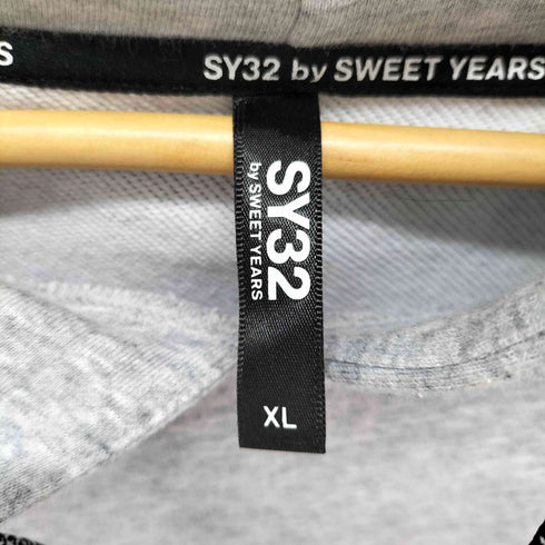 エスワイサーティトゥー SY32 by SWEET YEARS 両面 プリント プルオーバー パーカー メンズ import:XL