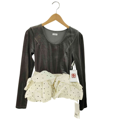 リリーブラウン Lily Brown 26SS ベロアペプラムフリルトップス レディース ONE SIZE