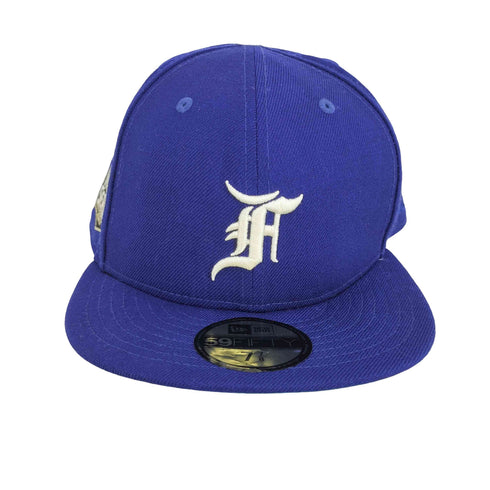 フェイアーオブゴッドエッセンシャルズ FEAR OF GOD ESSENTIALS 59FIFTY FITTED DARK ROYAL メンズ 7 1/8