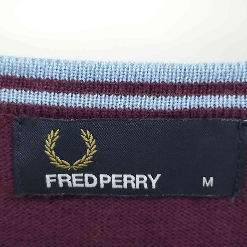 フレッドペリー FRED PERRY メリノウール ワンポイント刺繍 Vネック ニット セーター メンズ import:M