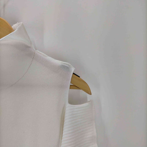 イッセイミヤケ ISSEY MIYAKE 20SS A.POC INSIDE ショルダースリット プリーツ切替 インサイドアウト タートルネック Tシャツ レディース JPN:2