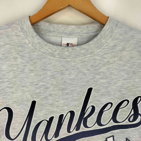 ジェニュインマーチャンダイズ GENUINE MERCHANDISE ベースボールチーム 両面ロゴ刺繍 袖ワッペン 裏起毛 クルーネック スウェット メンズ import:M