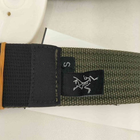 アークテリクス ARCTERYX バックルロゴ コンベヤーベルト メンズ