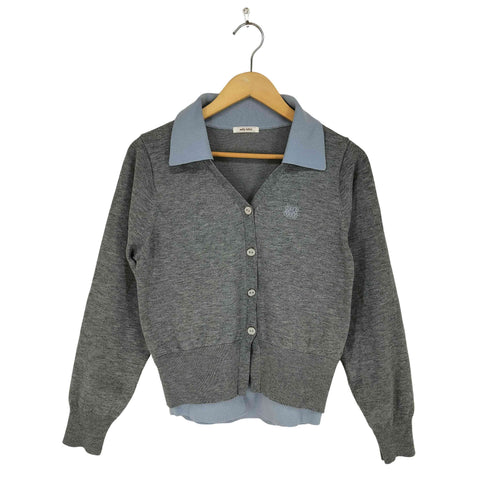 クラシカルエルフ CLASSICAL ELF mily bilet 着るだけ完成、コーデ迷子にさよなら♪胸刺繍ダブルカラーレイヤードニットカーディガン レディース M
