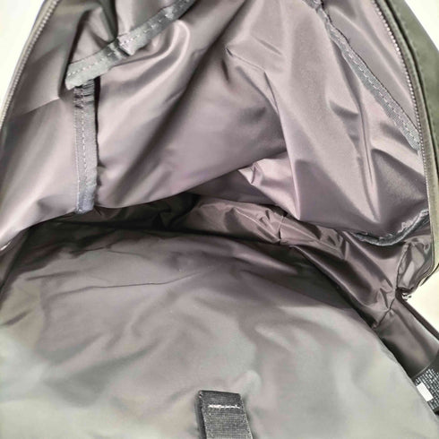 ユニクロ UNIQLO ファンクショナルバックパック 24L メンズ