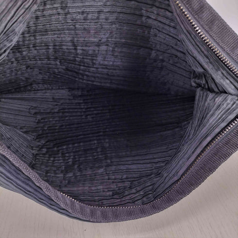 プリーツプリーズイッセイミヤケ PLEATS PLEASE ISSEY MIYAKE プリーツショルダーバッグ メンズ