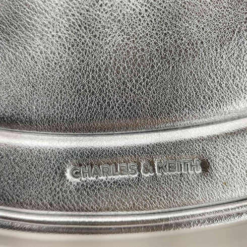 チャールズアンドキース CHARLES&KEITH PETRA ペトラ カーブショルダーバッグ レディース