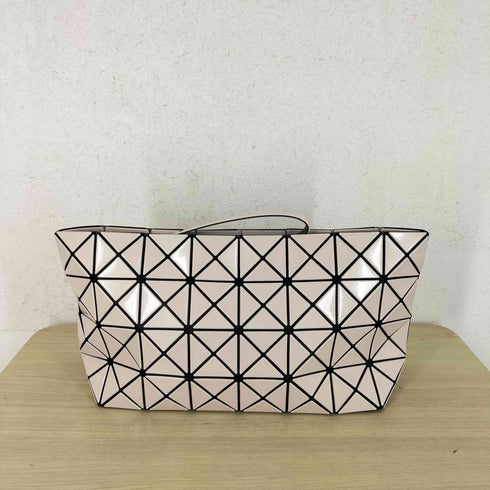 バオバオイッセイミヤケ BAO BAO ISSEY MIYAKE メタリック クラッチバッグ 4×8 レディース