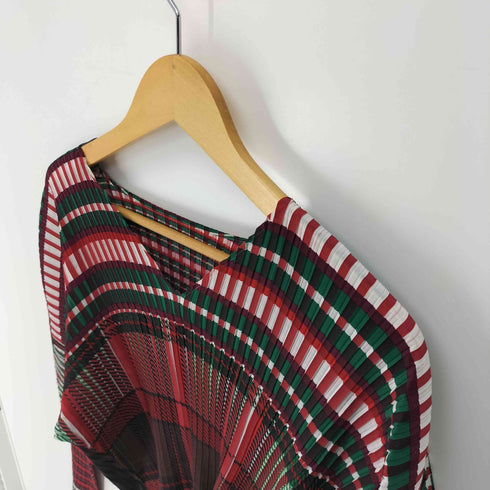 イッセイミヤケ ISSEY MIYAKE マルチボーダー プリーツ Vネックカットソー レディース JPN:3