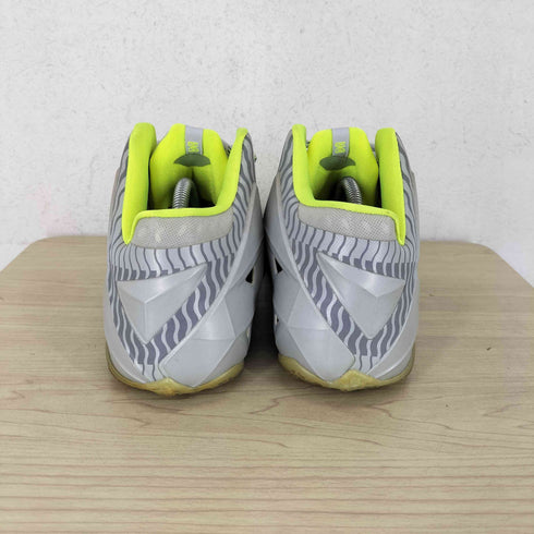 ナイキ NIKE LEBRON 11 COLLECTION Maison du LeBron メンズ JPN:28