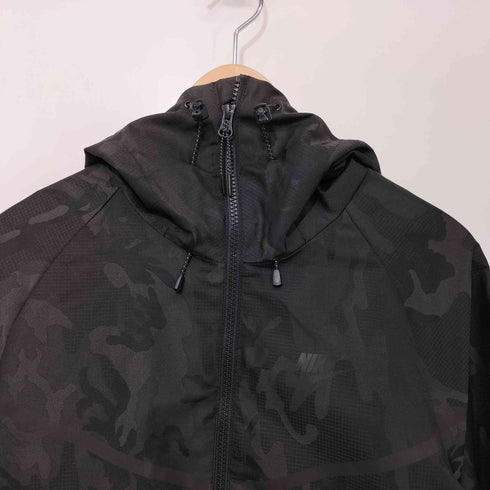 ナイキ NIKE ウィンドランナー ナイロンジャケット TECH WINDRUNNER カモ柄 メンズ JPN:M