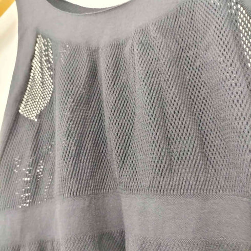 ミーイッセイミヤケ me ISSEY MIYAKE プリーツ メッシュ タンクトップ レディース