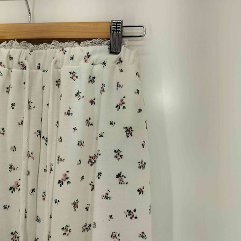 チコ Chico 25aw 花柄 ワイドカーゴパンツ レディース FREE