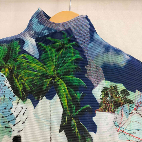 イッセイミヤケミー ISSEY MIYAKE me 総柄 ハイネック S/S プリーツトップス レディース