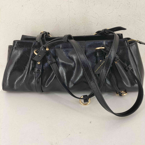 チャールズアンドキース CHARLES&KEITH Britton ブリットン ルーシュドイロンゲイトショルダーバッグ レディース