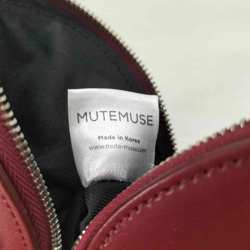 MUTEMUSE カウレザー ショルダーバッグ レディース