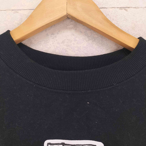 ザブラックアイパッチ THE BLACK EYE PATCH OG LABEL クロップド丈ロゴトレーナー レディース
