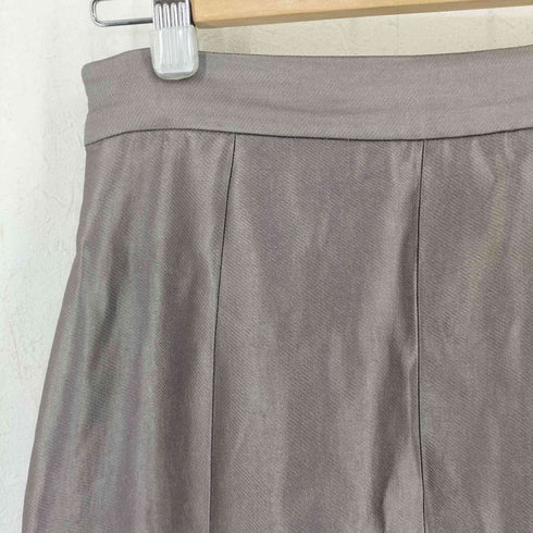 ナチュラルビューティーベーシック NATURAL BEAUTY BASIC グロッシーツイルシリーズ ボックスタックフレアスカート レディース M