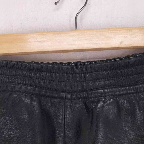 レザーショートパンツ レディース